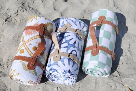 Good Vibes™ Family Picnic Blanket, Carry Strap, Oxford Fleece, Waterproof Base - Sage Check