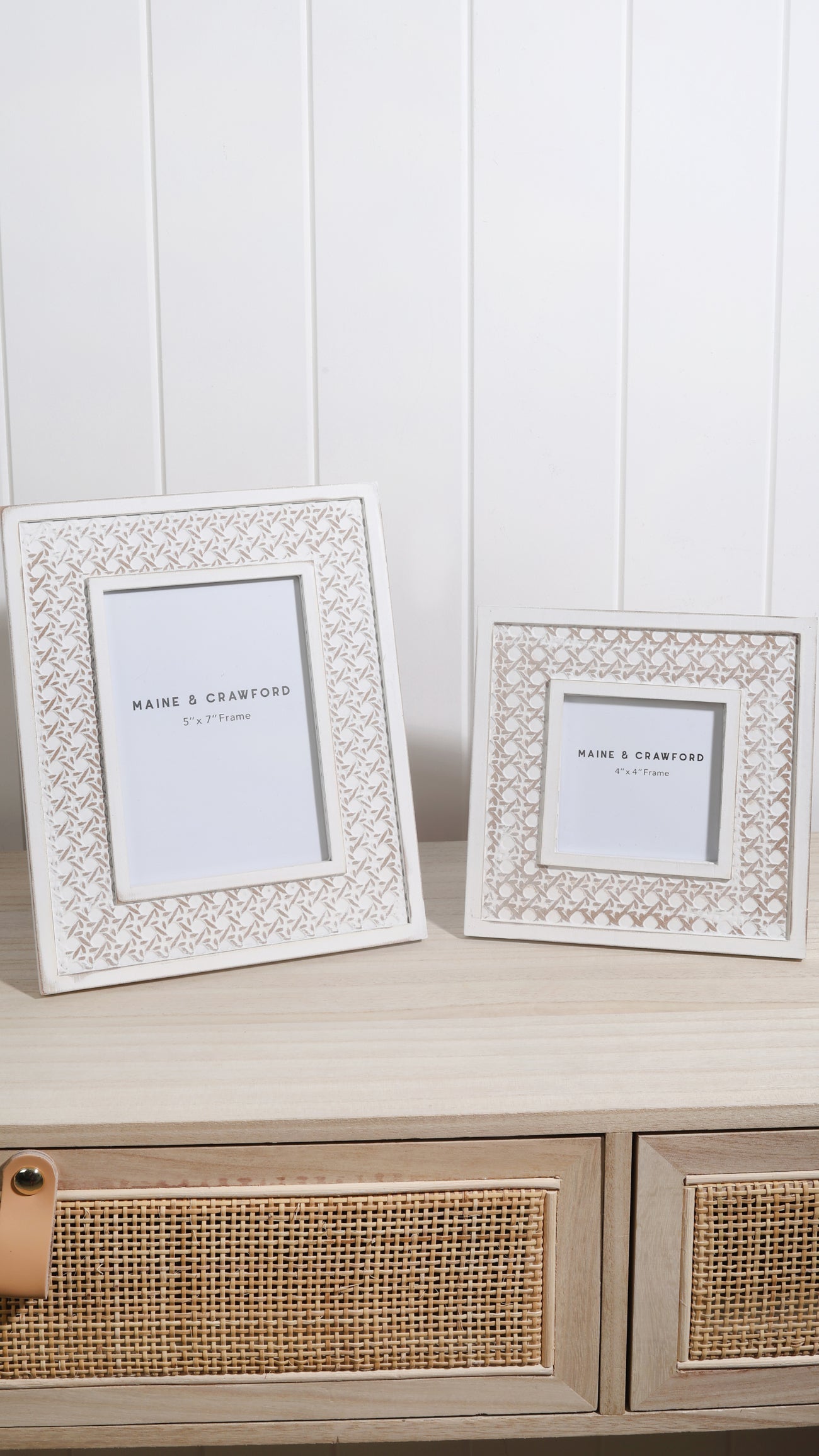 Buy Arrow Rectangle Photo Frame  27 x 22 x 2cm online